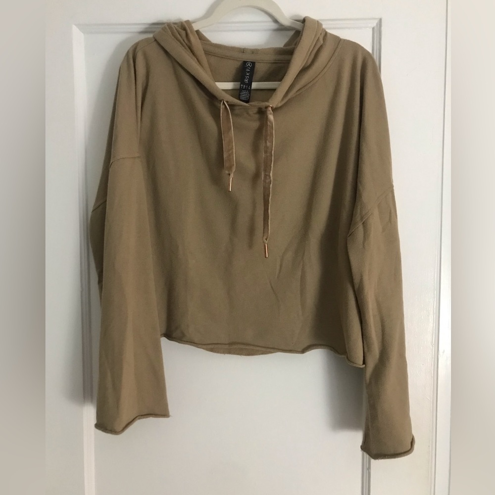 Askya crop hooded sweatshirt with velvet ties. Size L.